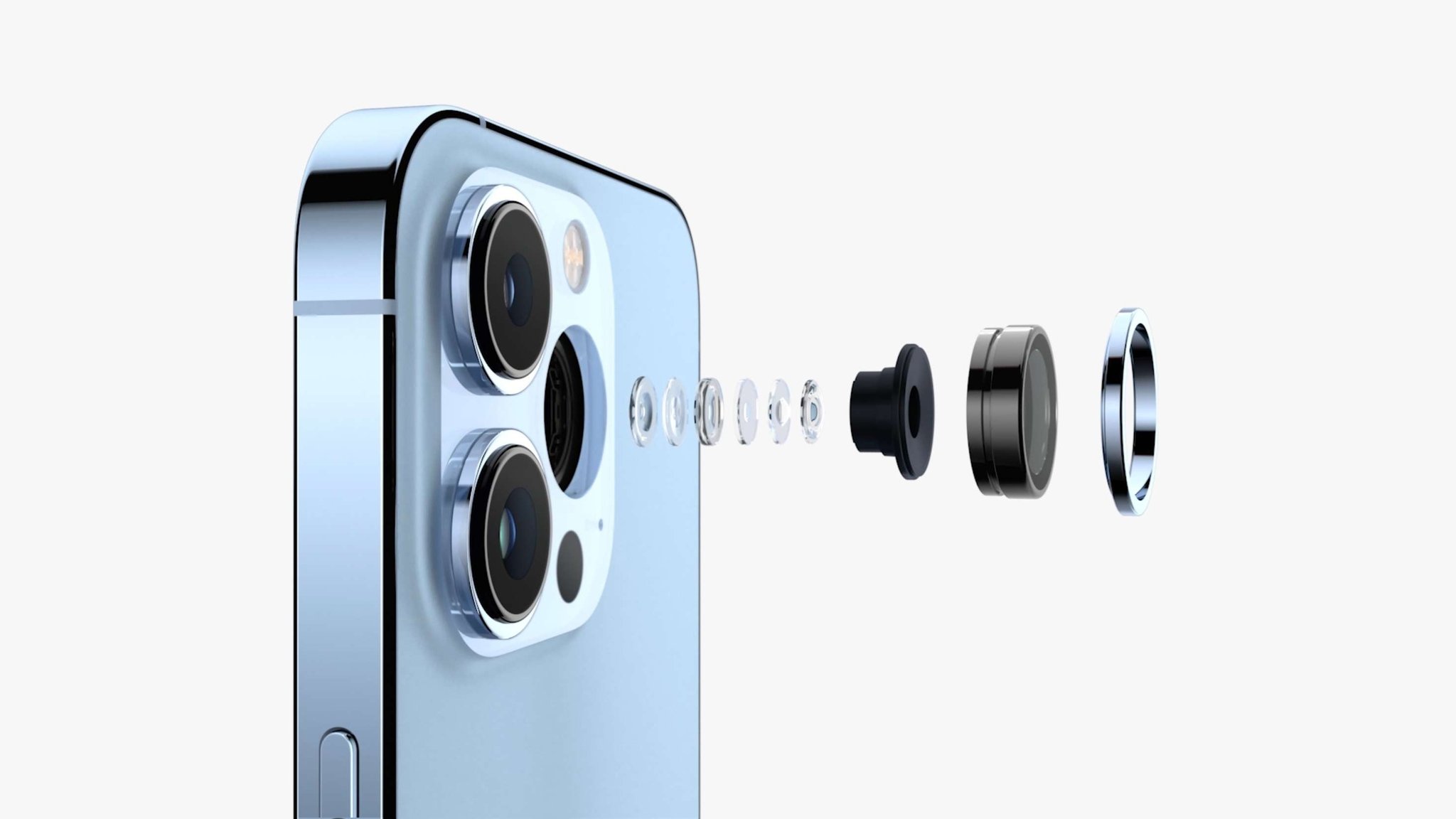 Известен анализатор обяснява огромните камери на iPhone 14 Pro