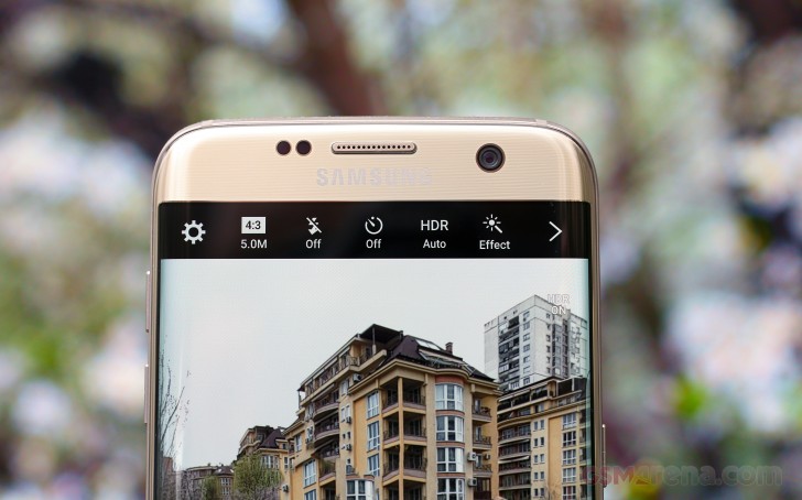 Samsung Galaxy S8: без 3.5мм жак, скенер за пръстови отпечатъци, вграден в дисплея, отпaдa PenTile дисплей