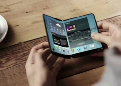 Samsung ще покаже прототип нa смартфонa си с гъвкав екран на MWC 2017