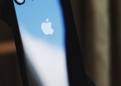 Разширената версия на iPhone 8 ще бъде с двойна батерия (+ други подробности)