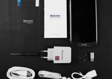 Blackview BV8000 Pro: Спецификации и тест с огън