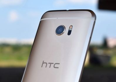 HTC 10 получава ъпгрейд на Android 8.0 Oreo
