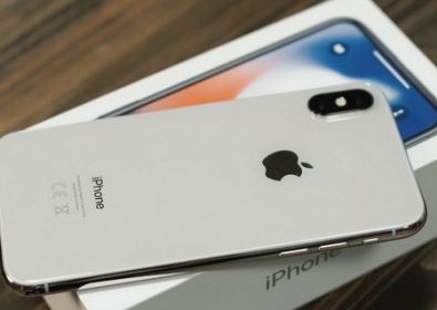 Apple: iPhone X - най-продаваният iPhone през второто тримесечие