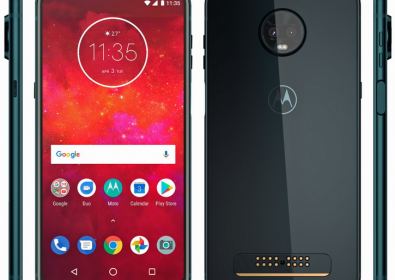 Дизайнът на  Motorola Moto Z3 Play в цвят  "Дълбоко индиго"