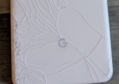 Ако вашият Google Pixel 3/3 XL е счупен, никой няма да ви го поправи!