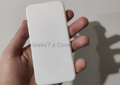 Къде е Touch ID? Странно оформление на iPhone SE 3