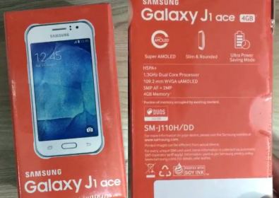 Galaxy Ace J1 се появи със Super AMOLED дисплей