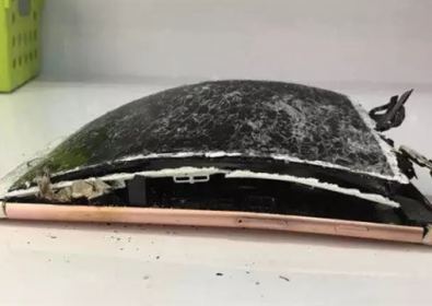 iPhone 7 Plus експлодира при падaне на земята