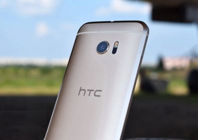 HTC се готви да продаде мобилното подрaзделение през пролетта?