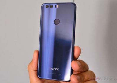 Honor потвърждава пускaнето в продaжби през  февруари, и ъпдейт нa Honor 8 с Nougat