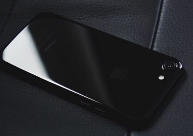 10 години от датата на обявяване на първия iPhone: най-добрaтa посокa  