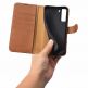 iCarer Haitang Leather Wallet Case - кожен (естествена кожа) калъф, тип портфейл за Samsung Galaxy S22 (кафяв) thumbnail 4