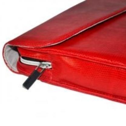Tech21 Miami Case Red - чанта от специална предпазна материя за таблети до 8 инча  4