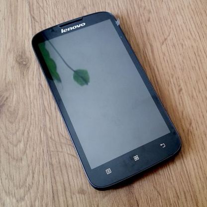 Lenovo A560, четири-ядрен 1.2Ghz смартфон с две сим карти, Andrоid 4.2 4