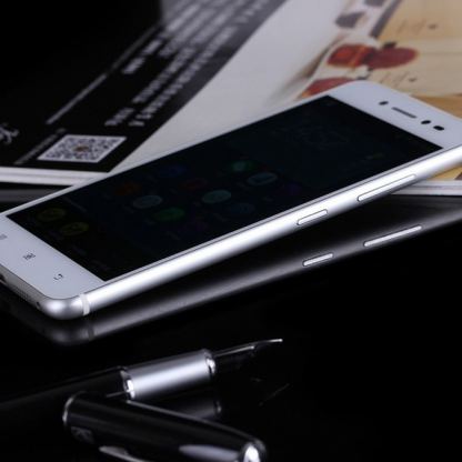 Lenovo S90 Sisley, Алуминиев 4-ядрен Android смартфон с две сим карти (Silver) 17
