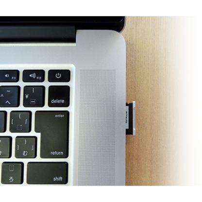 8Mobility iSlice Pro 15 - адаптер за microSD карти за добавяне на външна памет за MacBook Pro 15 (Late 2013 - Mid 2015) 2