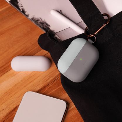 Elago Duo Hang Silicone Case - силиконов калъф с карабинер за Apple Airpods Pro (сив-светлосив) 3