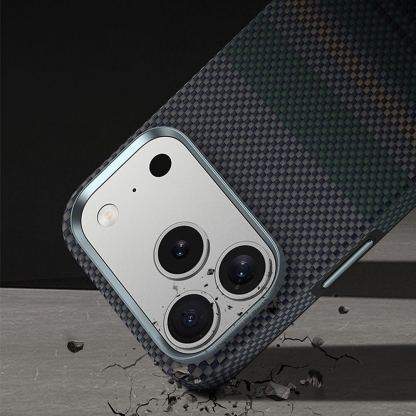 Удароустойчив кевларен кейс с MagSafe за iPhone 18 Pro Max, iPhone 17 Pro Max - Benks Magnetic Armor Pro Aurora Camera Control Button Kevlar Case 600D 12