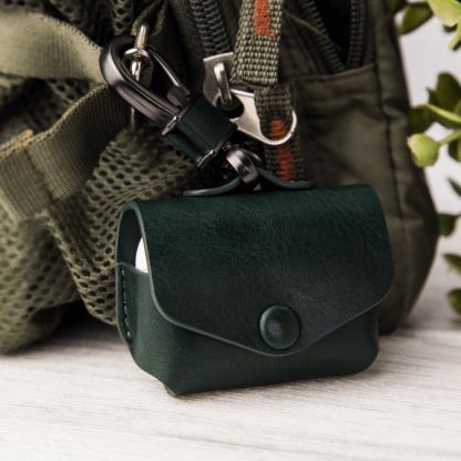 SwitchEasy Wrap AirPods Pro leather Case - кожен калъф за Apple Airpods Pro (тъмнозелен)  5