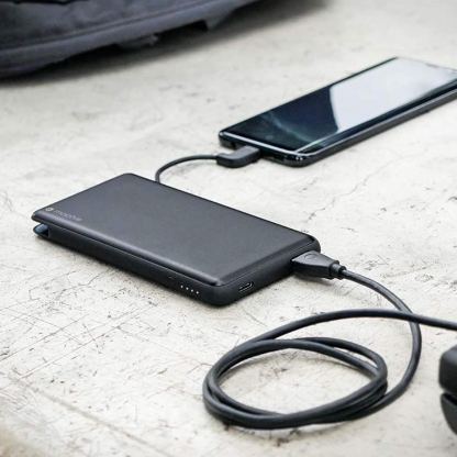 Mophie Powerstation Plus 6000 mAh Power Bank - външна батерия с вграден USB-C кабел и USB изход за мобилни устройства 6