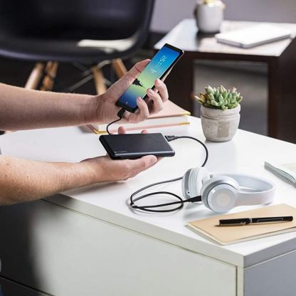 Mophie Powerstation Plus 6000 mAh Power Bank - външна батерия с вграден USB-C кабел и USB изход за мобилни устройства 8