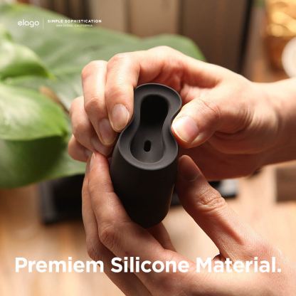 Elago Airpods Charging Station Pro - силиконова док станция за зареждане на Apple Airpods & Apple Airpods Pro (черна) 5