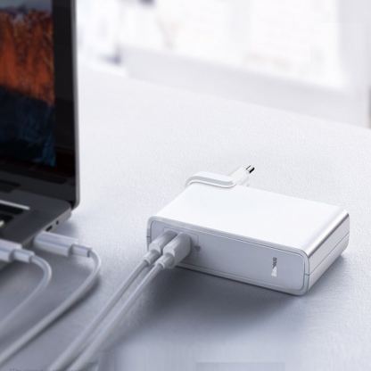 Baseus GaN Charger 45W Power Bank (PPNLD-H02) - външна батерия 10000 mAh и захранване за ел. мрежа с USB и USB-C изходи и технология за бързо зареждане (бял) 2