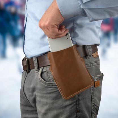 4smarts Belt Case Universal - кожен калъф за колана със закопчалка за смартфони до 6.5 инча (кафяв) 4