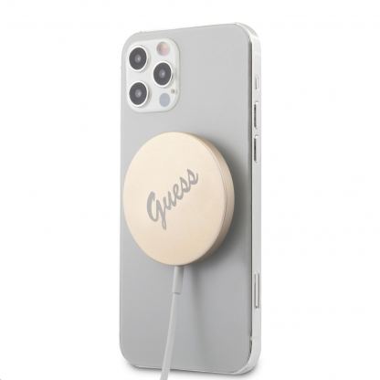 Guess USB-C Magnetic Wireless Qi Charger - поставка (пад) за безжично зареждане за iPhone с Magsafe (златист) 4