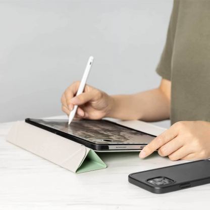 SwitchEasy Origami Case - полиуретанов кейс и поставка за iPad Pro 12.9 M1 (2021), iPad Pro 12.9 (2020), iPad Pro 12.9 (2018) (светлосин) 6