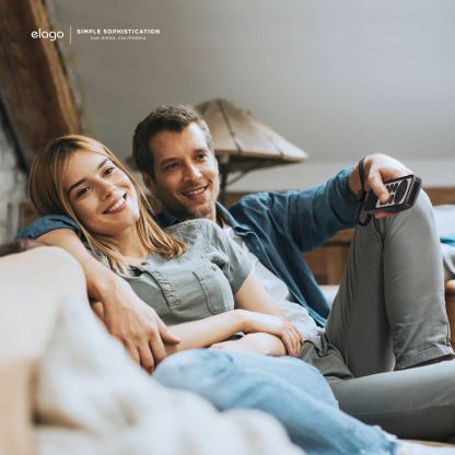 Elago R5 AirTag Case - удароустойчив силиконов калъф за Apple TV Siri Remote (2021) (черен) 2