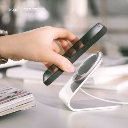 Elago MS3 Aluminum Charging Stand for MagSafe - алуминиева поставка за безжично зареждане на iPhone чрез поставяне на Apple MagSafe Charger (тъмносин) 10
