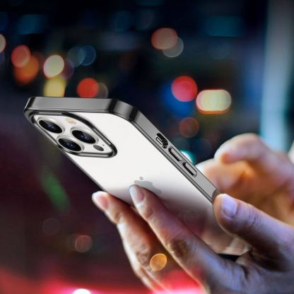 ESR Project Zero Case - силиконов (TPU) калъф за iPhone 13 Pro Max (черен-прозрачен) 11