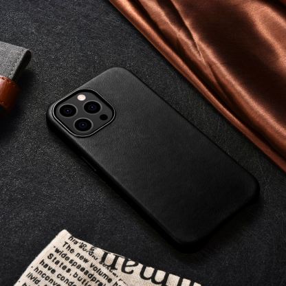 iCarer Leather Oil Wax MagSafe Case - кожен (естествена кожа) кейс с MagSafe за iPhone 13 Pro Max (черен) 14