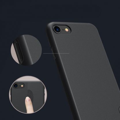 Nillkin Super Frosted Shield Kickstand Case - поликарбонатов кейс с поставка за iPhone SE (2022), iPhone SE (2020), iPhone 8, iPhone 7 (черен) 10