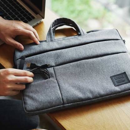 Uniq Cavalier Laptop Bag 15 - елегантна чанта за MacBook Pro 15 и лаптопи до 15 инча (черен) 6