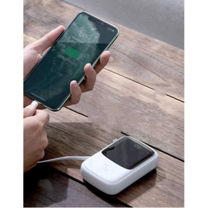 Baseus Qpow Digital Display Power bank with Lightning cable 15W 10000mAh (PPQD-B02) - външна батерия 10000 mAh с вграден Lightning кабел и USB-C, USB-A и Lightning портове (бял) 10