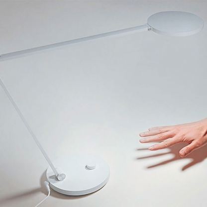 Xiaomi Mi Smart LED Desk Lamp Pro - професионална умна настолна LED лампа (бял) 3