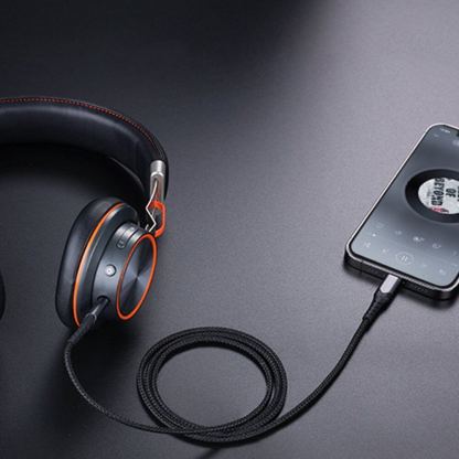 Joyroom Audio Cable With Lightning Connector - сертифициран аудио кабел от Lightning към 3.5 мм. аудио жак (100см) (черен)  7