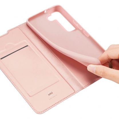 Dux Ducis Skin Pro Case - кожен калъф с поставка и отделение за кр. карти за Samsung Galaxy S22 (розов) 9
