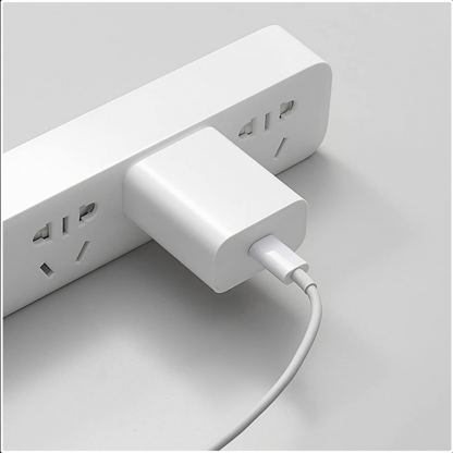 Xiaomi Mi Charger USB-C 20W PD - захранване за ел. мрежа 20W с USB-C изход и технология за бързо зареждане (бял) 2