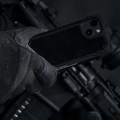 Tactical Chunky Mantis Cover - хибриден удароустойчив кейс за iPhone 13 (черен-прозрачен) 3