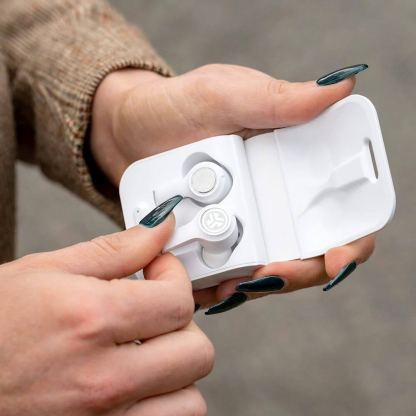 JLAB JBuds Air Executive TWS Earphones - безжични блутут слушалки със зареждащ кейс (бял) 6