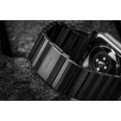 Nomad Strap Titanium Band V2 - титаниева каишка за Apple Watch 42мм, 44мм, 45мм (черен) 13