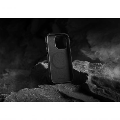 Nomad Rugged Case - хибриден удароустойчив кейс за iPhone 14 Pro (черен) 8