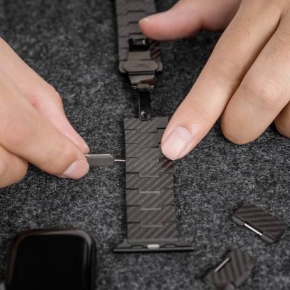 Mageasy Carbon Fiber Watch Band - карбонова каишка за Apple Watch 38мм, 40мм, 41мм, 42мм (2024) (черен) 10
