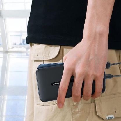 Joyroom JR-T012 Power Bank 10000 mAh - преносима външна батерия с USB-C порт, и 2xUSB-A изхода (черен) 4
