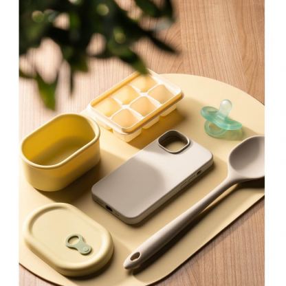 Ringke Soft Silicone Case - силиконов (TPU) калъф за iPhone 14 Pro (тъмнолилав) 14