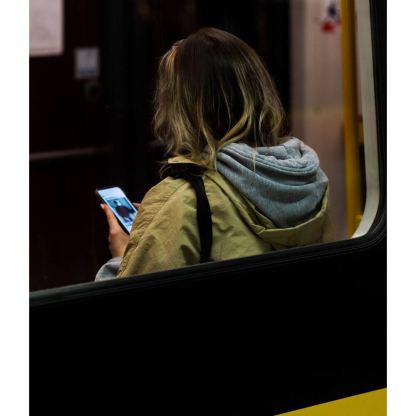 Ringke Privacy Tempered Glass - калено стъклено защитно покритие с определен ъгъл на виждане за дисплея за Samsung Galaxy S23 Plus 7