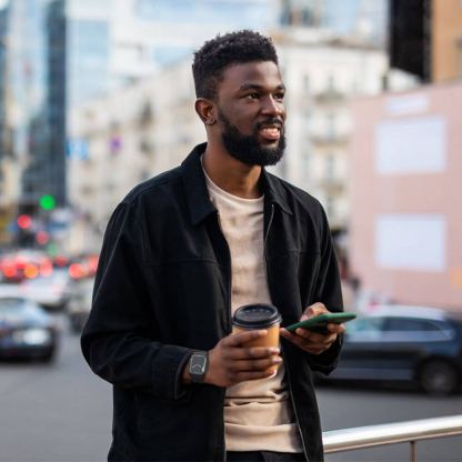 Spigen Ultra Hybrid Case - хибриден кейс с висока степен на защита и вграден протектор за дисплея за Apple Watch 41мм (черен-прозрачен) 13